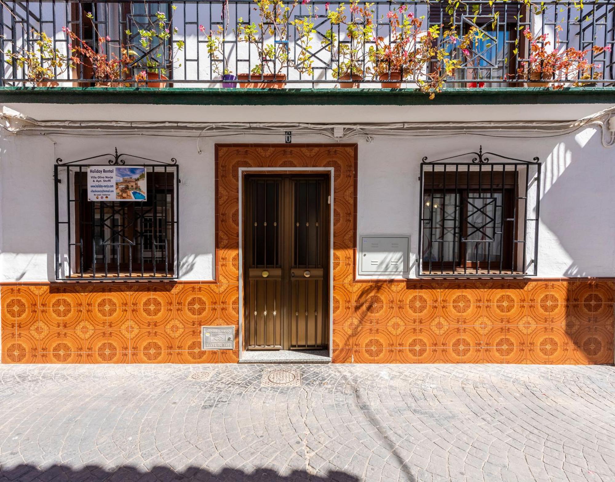Apartamento Sol Y Playa Nerja Centro Esterno foto